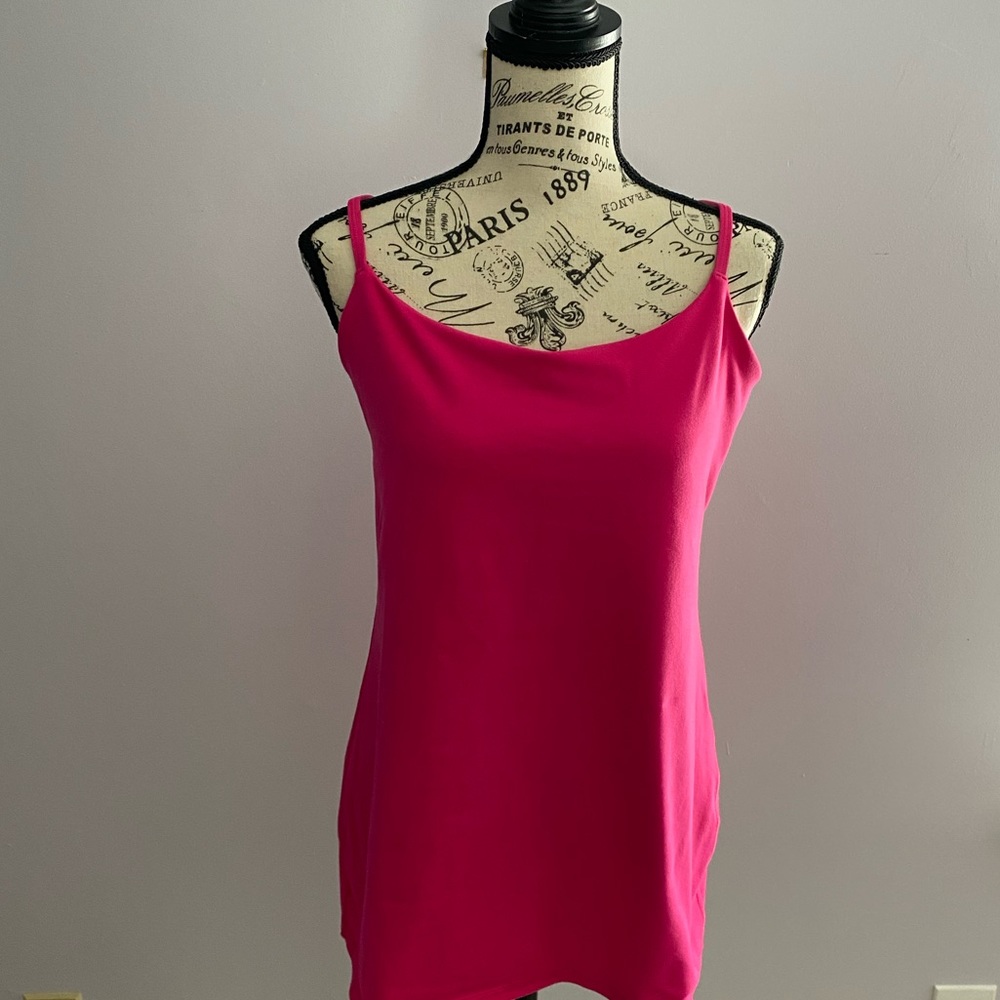 Lululemon talk with built in bra